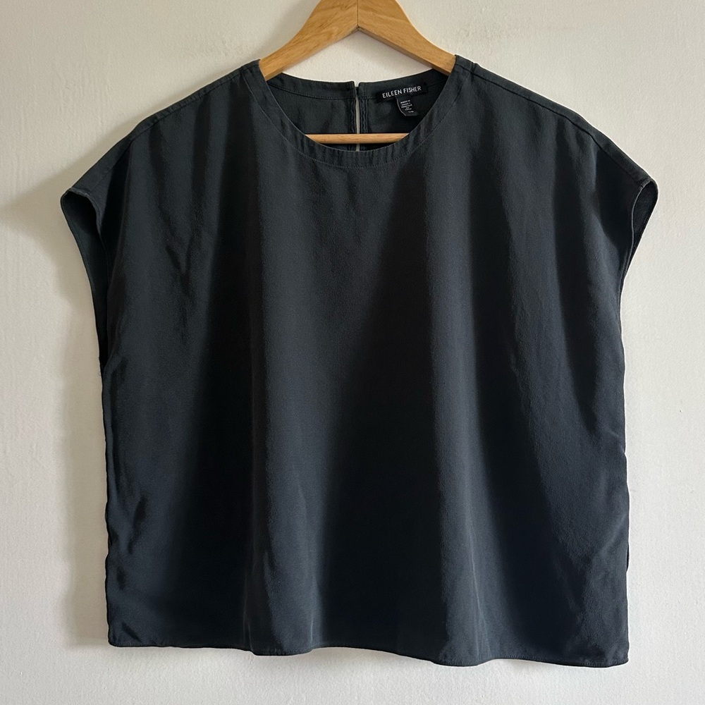 Eileen Fisher Black 100% Silk Classic Neutral Blouse size Large EUC